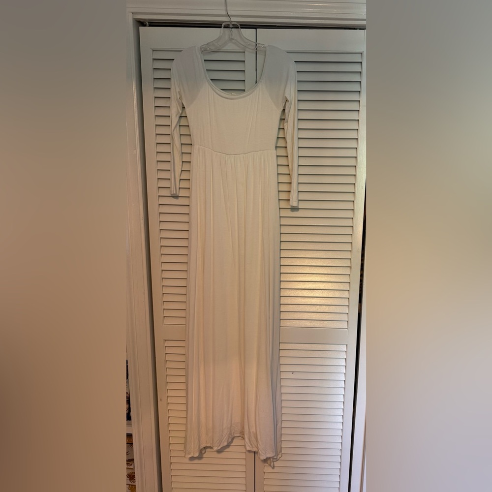 PinkBlush Ivory Solid Off Shoulder Maternity Maxi Dress - Picture 4 of 4